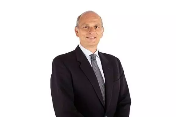 أيمن سامي، رئيس مكتب شركة جيه إل إل (JLL) للاستشارات العقارية في مصر